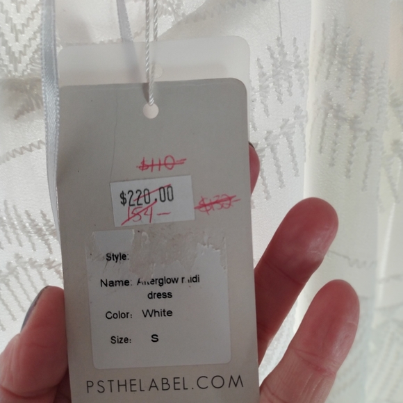 Beautiful white sundress - Picture 5 of 6